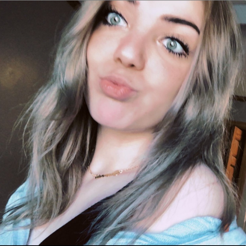 Meet your Posher, Sierra